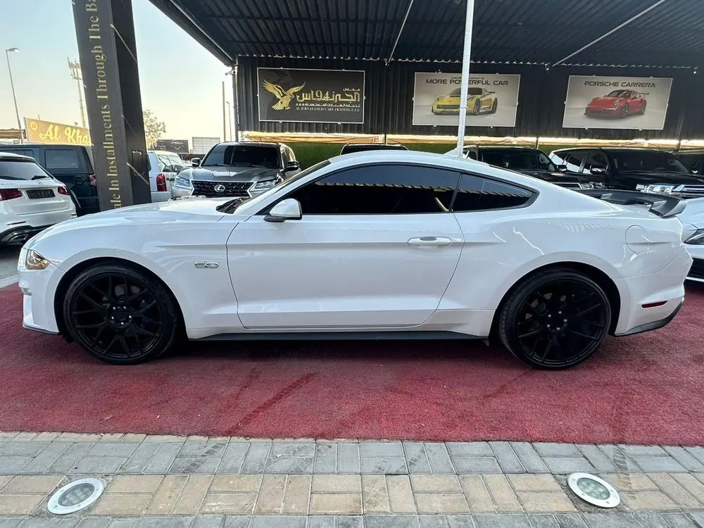 Ford Mustang 2021 5L