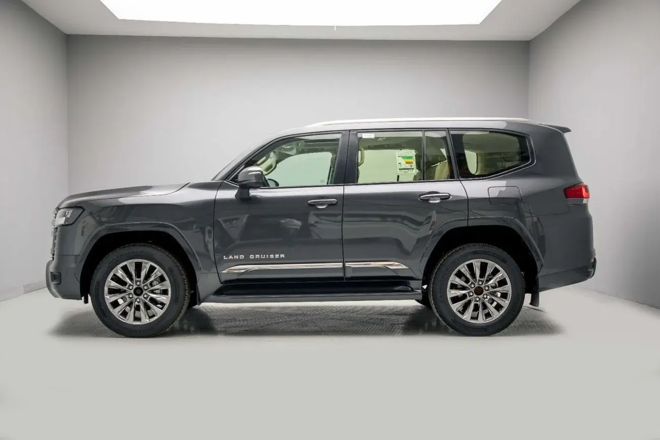 تويوتا لاند كروزر 2025