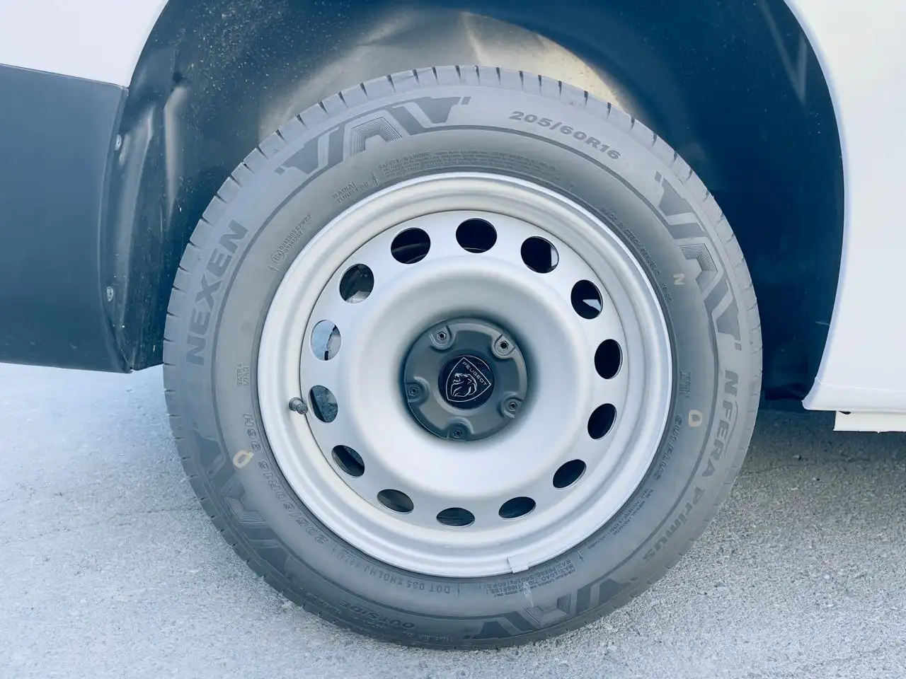 Peugeot Partner 2025 1.6L