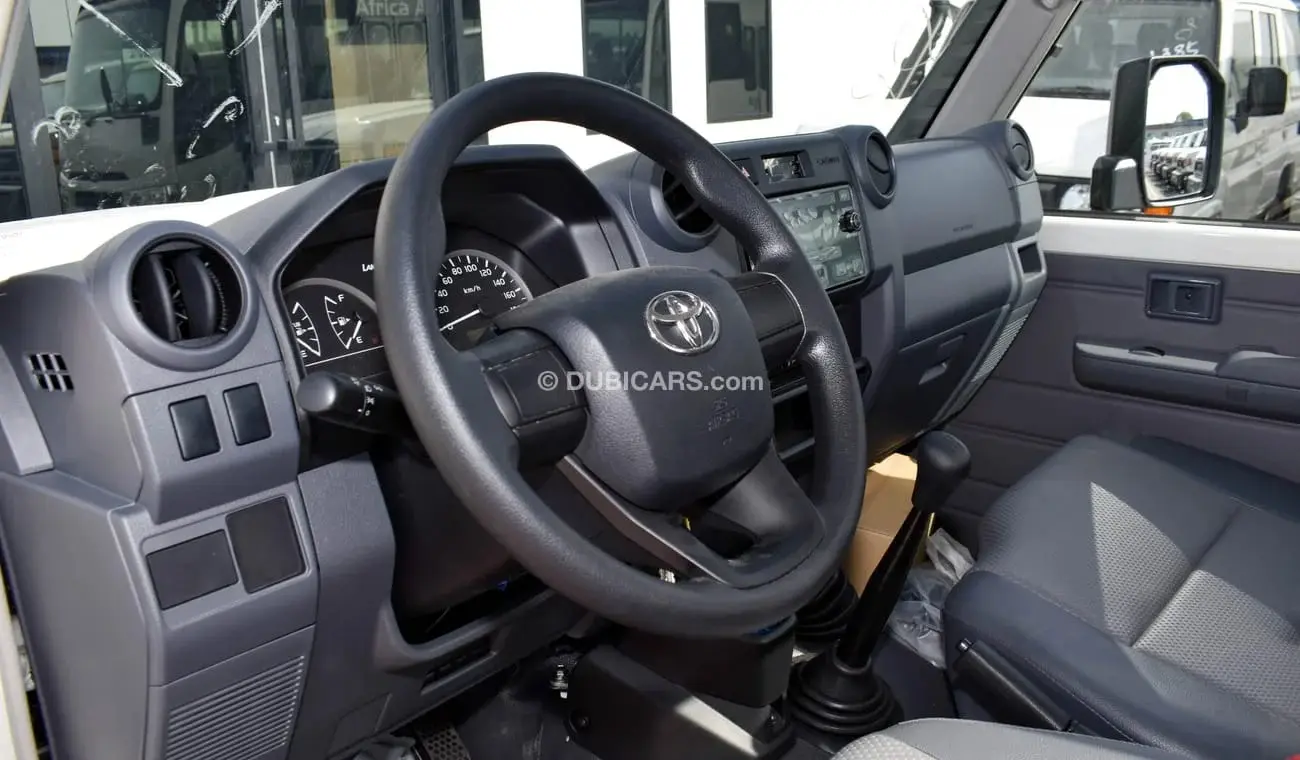 Toyota Land Cruiser Pick Up 2024 4.2L