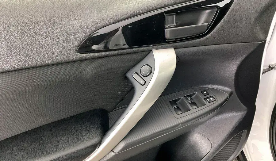 ميتسوبيشي اكليبس 2019