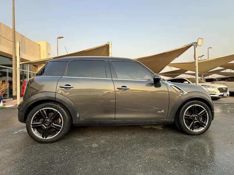 ميني كوبر كونتري مان 2013