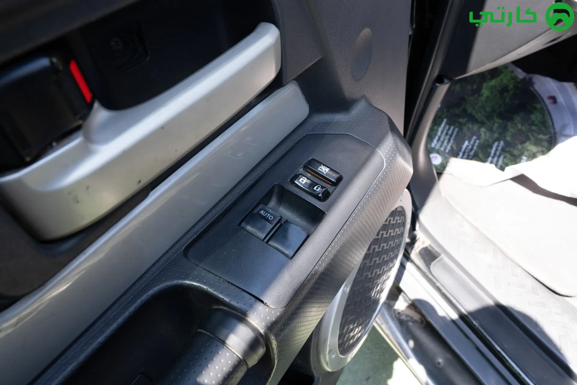 Toyota Land Cruiser 2012