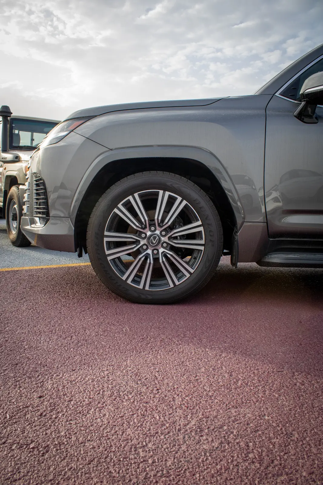 لكزس LX 2025 3.5L