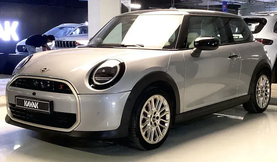 ميني كوبر 2025