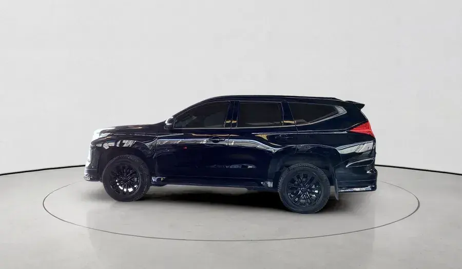 Mitsubishi Montero 2023 3L