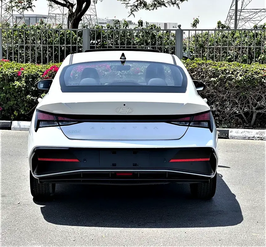 هيونداي إلانترا 2025