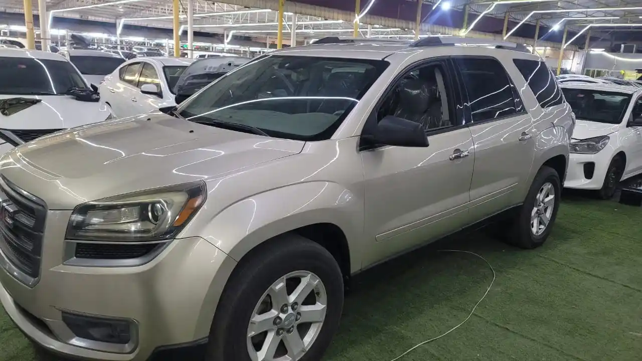 جي أم سي أكاديا 2016