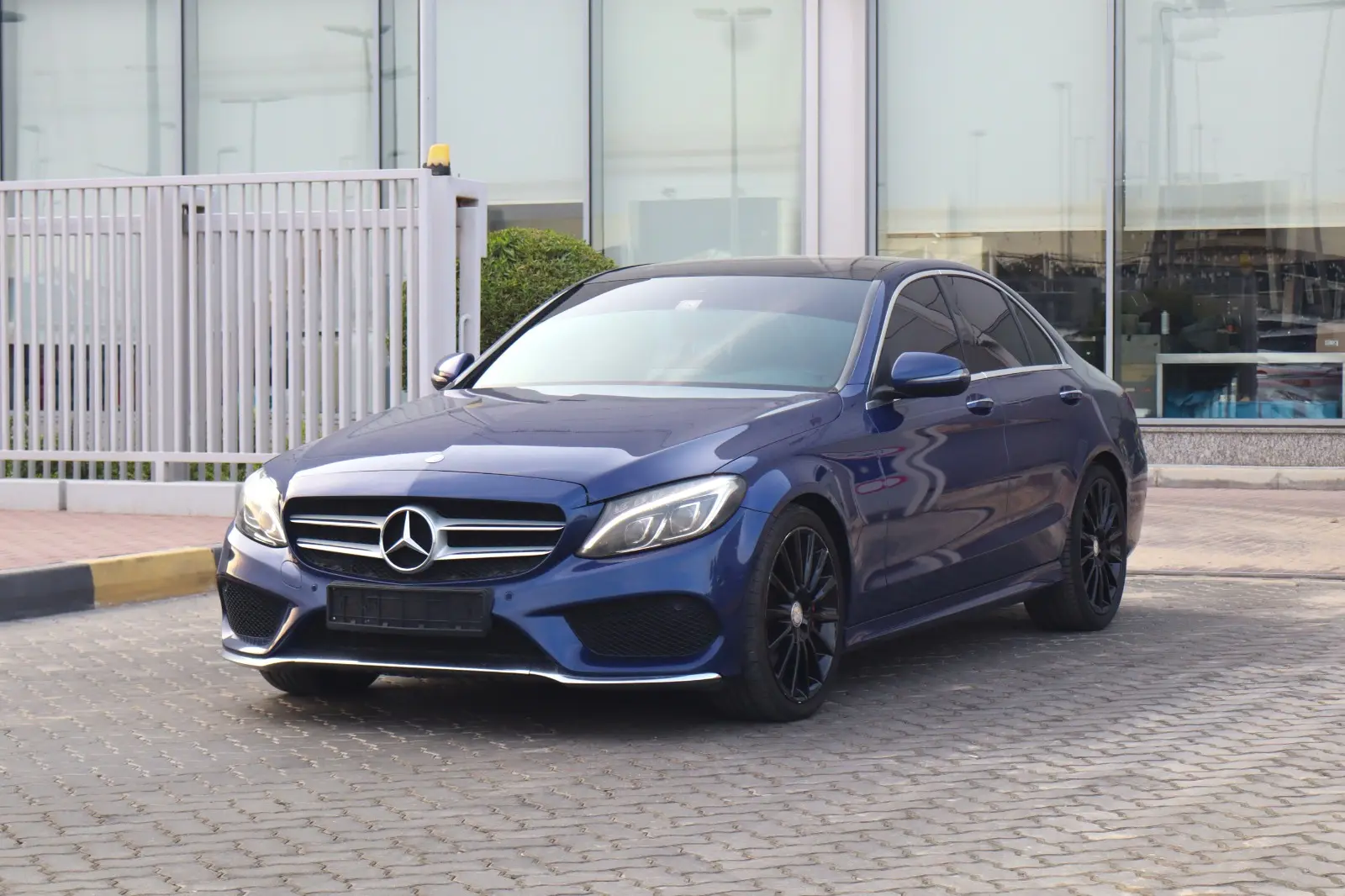 مرسيدس بنز C Class 2016 1.4L