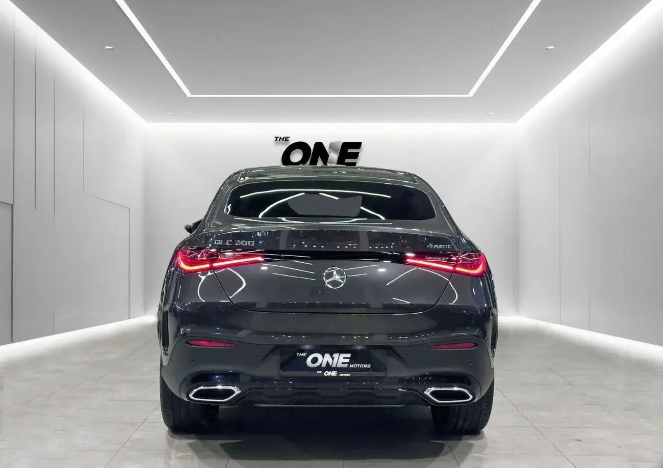 Mercedes Benz GLC Class Coupe 2024 2L