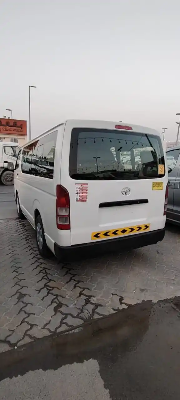 Toyota Hiace 2016