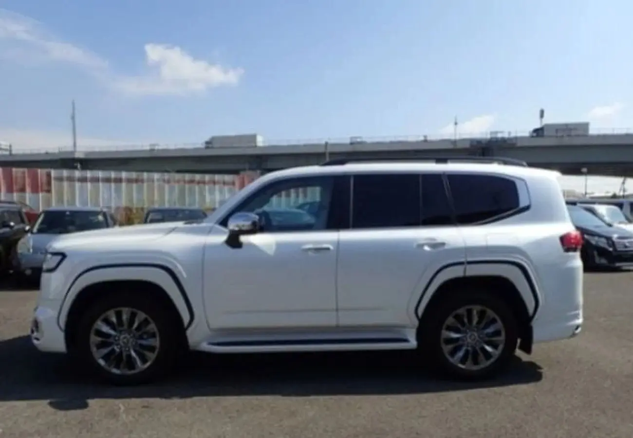 تويوتا لاند كروزر 2024 3.5L