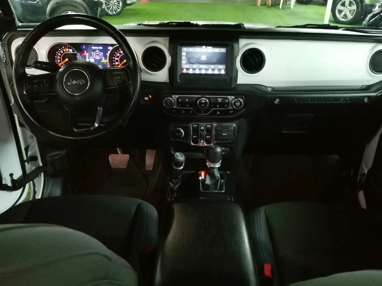 جيب رانجلر 2021