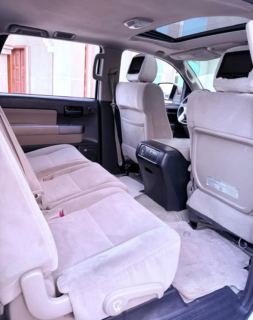 تويوتا سيكويا 2014