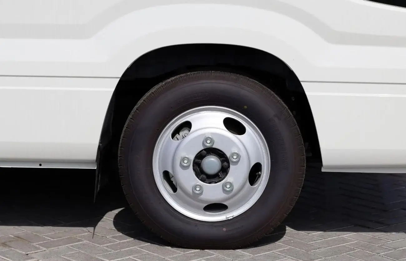 تويوتا كوستر 2025 4.2L