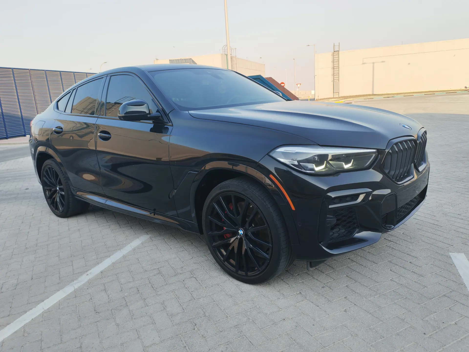 بي أم دبليو X6 M 2022
