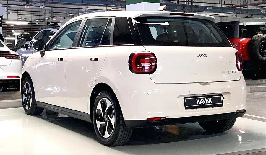 جاك E30X 2025