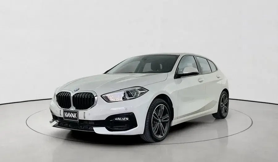BMW 1 Series 2021