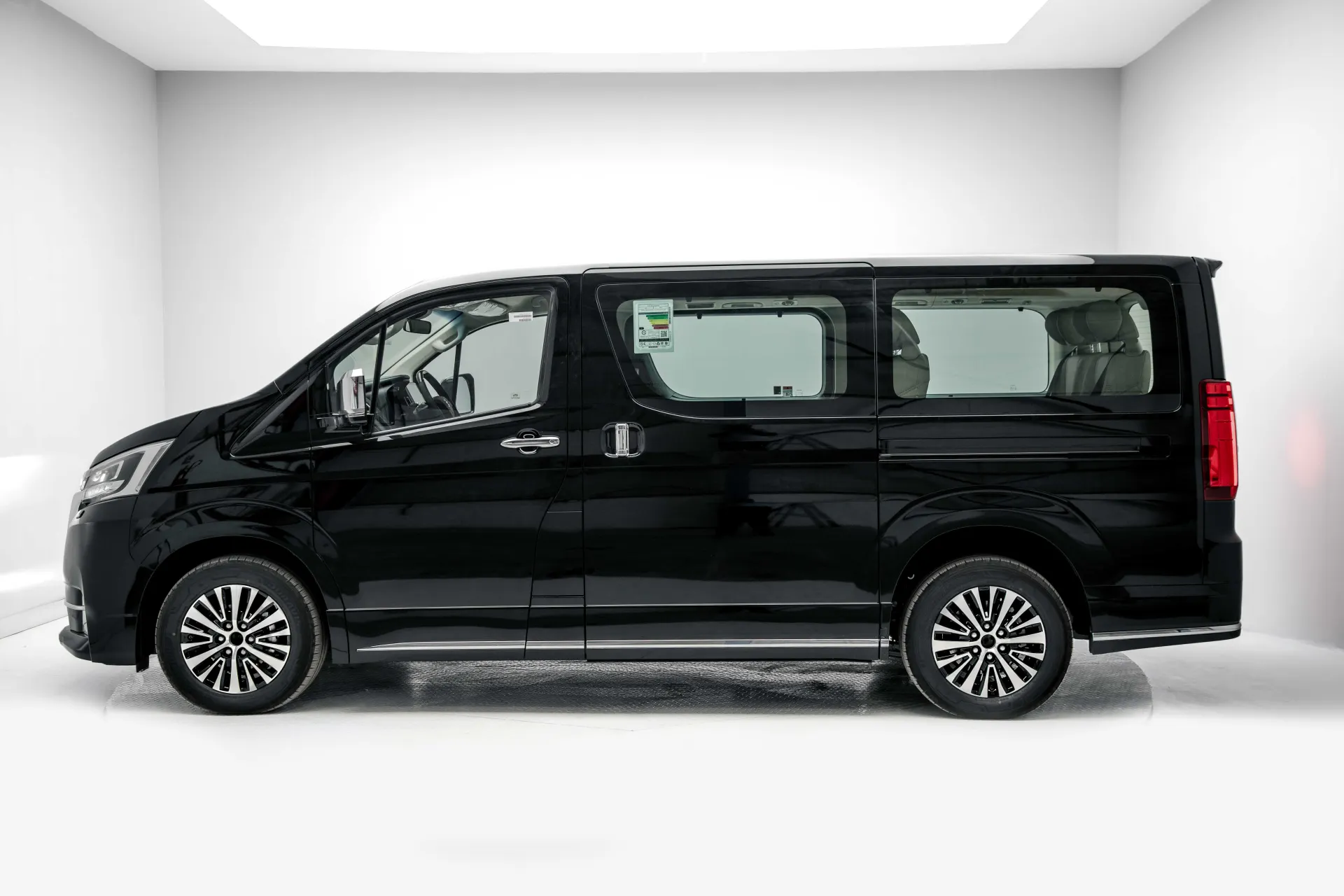 Toyota Granvia 2026 3.5L