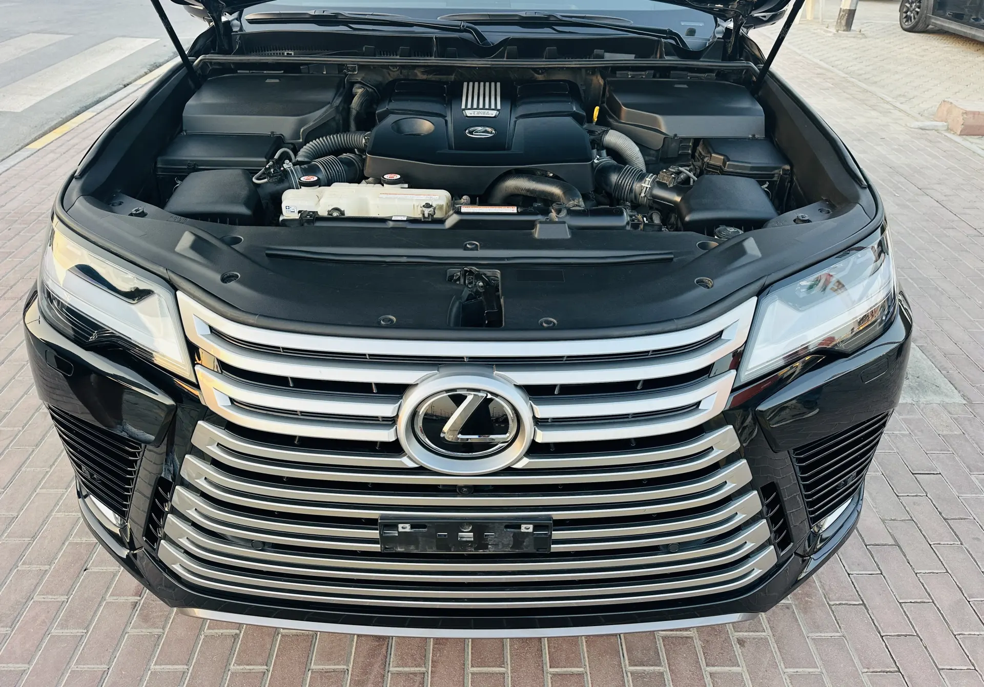 Lexus LX 2024