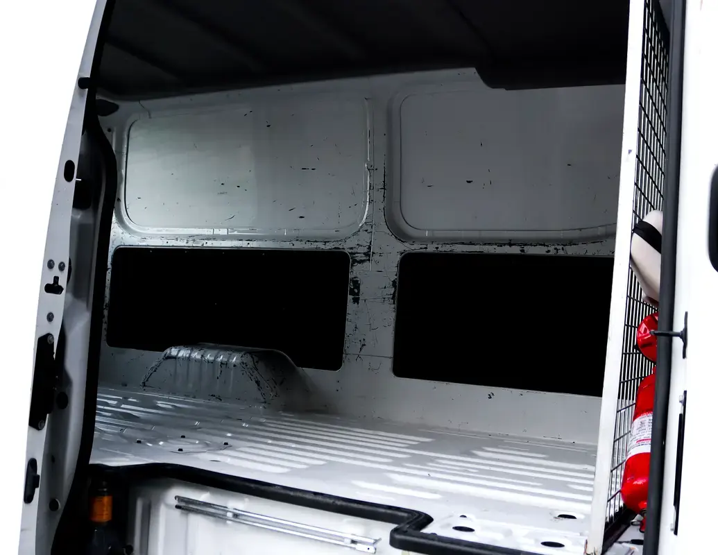 Nissan Urvan 2023