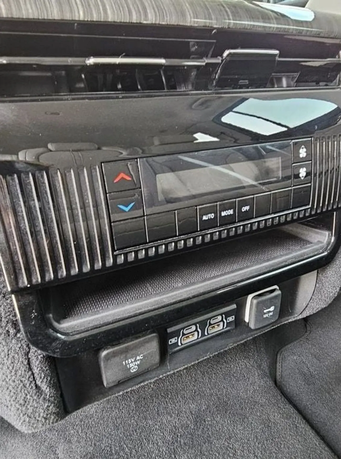 Jeep Wagoneer 2022 5.7L