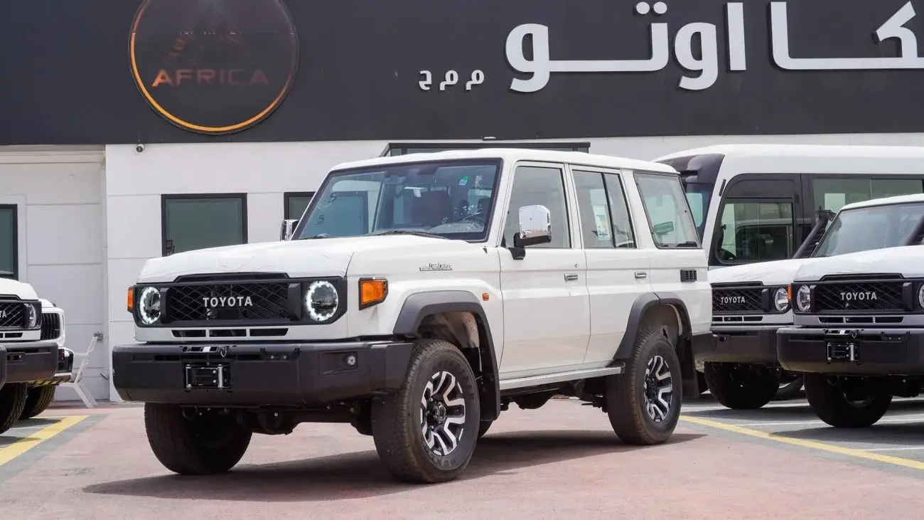 Toyota Land Cruiser 70 2025 4L