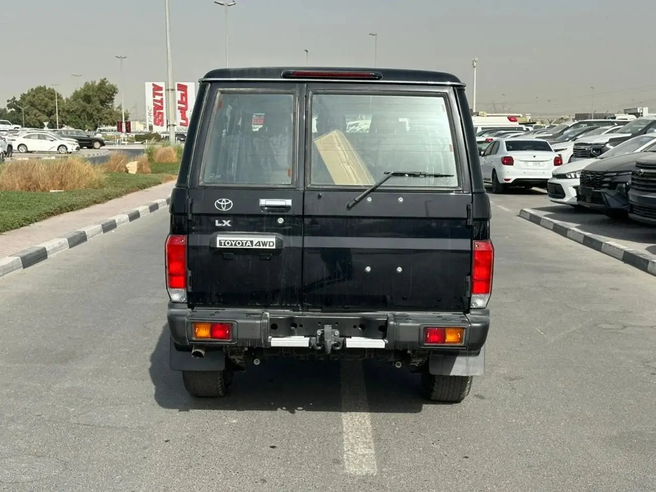 Toyota Land Cruiser 70 2025 2.8L