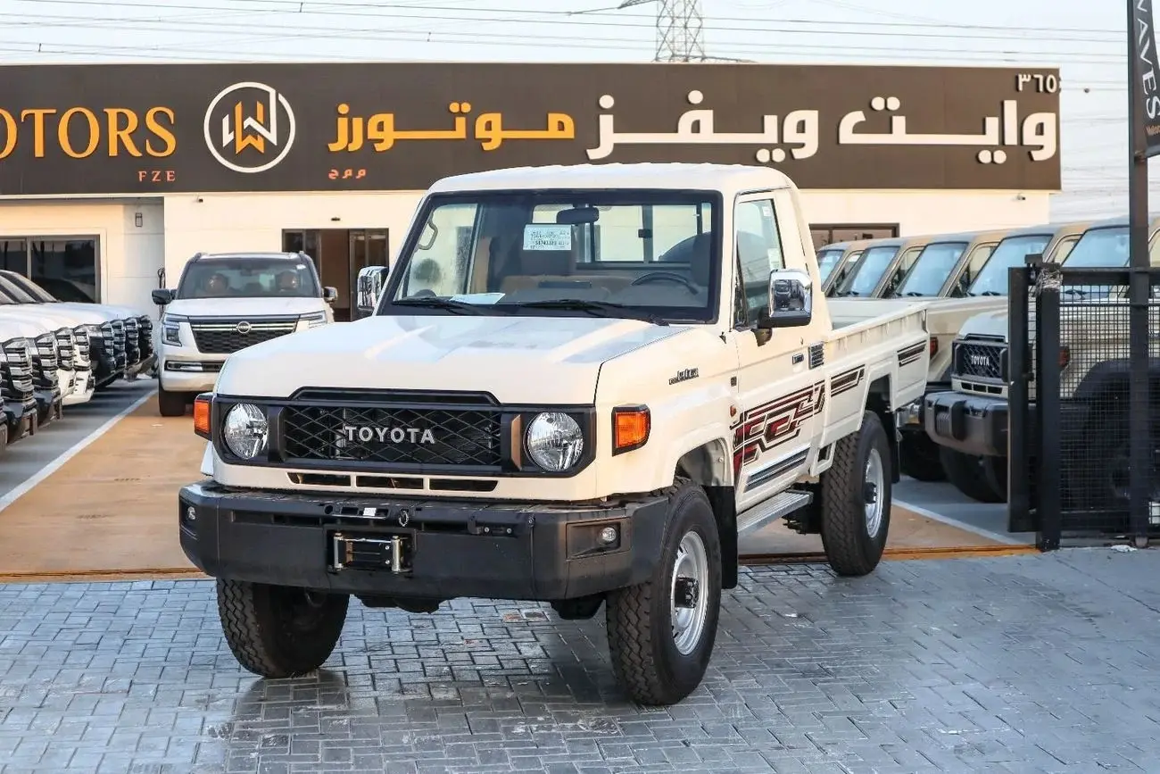 Toyota Land Cruiser Pick Up 2025