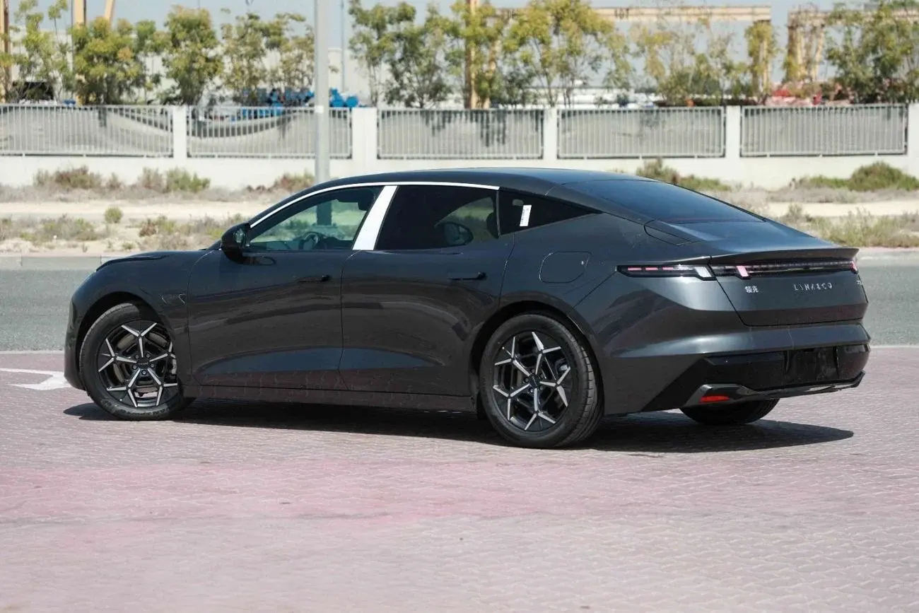 لينك أند كو Z10 2024