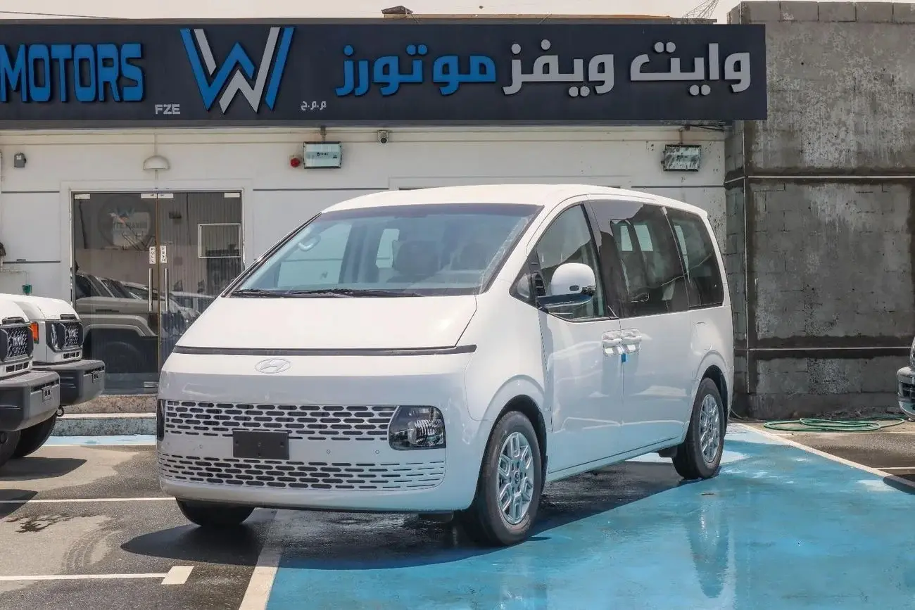 Hyundai Staria 2025