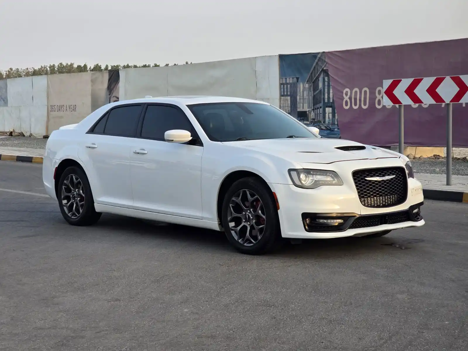 كرايسلر 300 2016