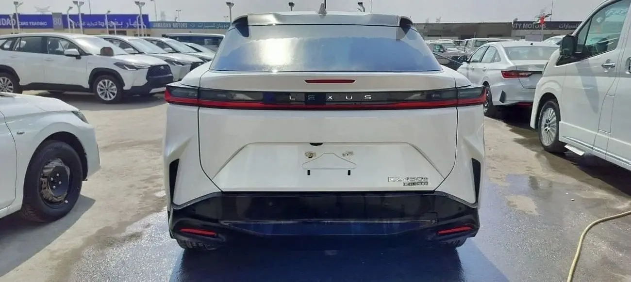 لكزس RZ 2023 undefinedL