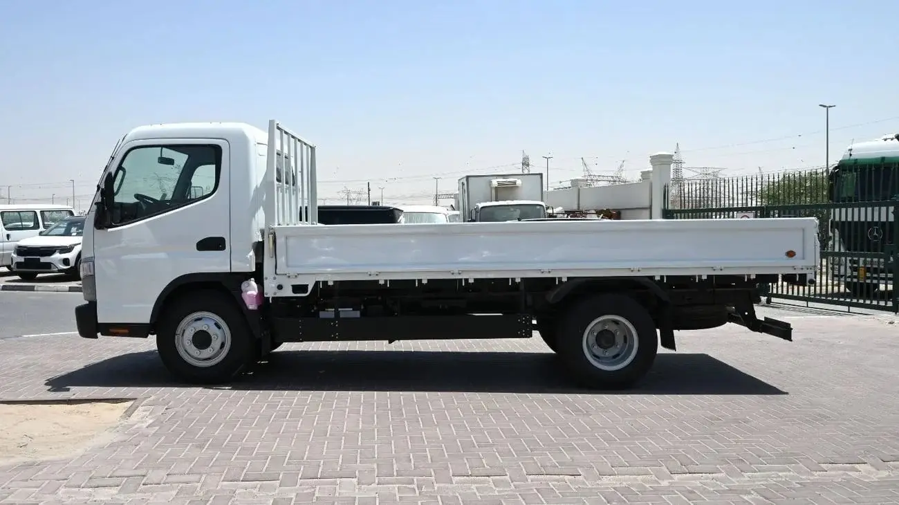 ميتسوبيشي كانتر 2024 4.2L