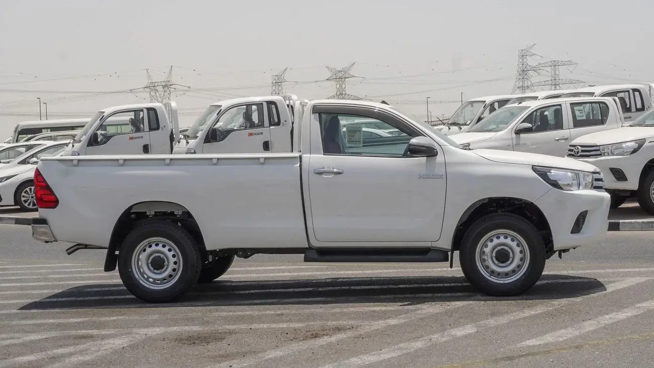 تويوتا هيلوكس 2025 2.4L