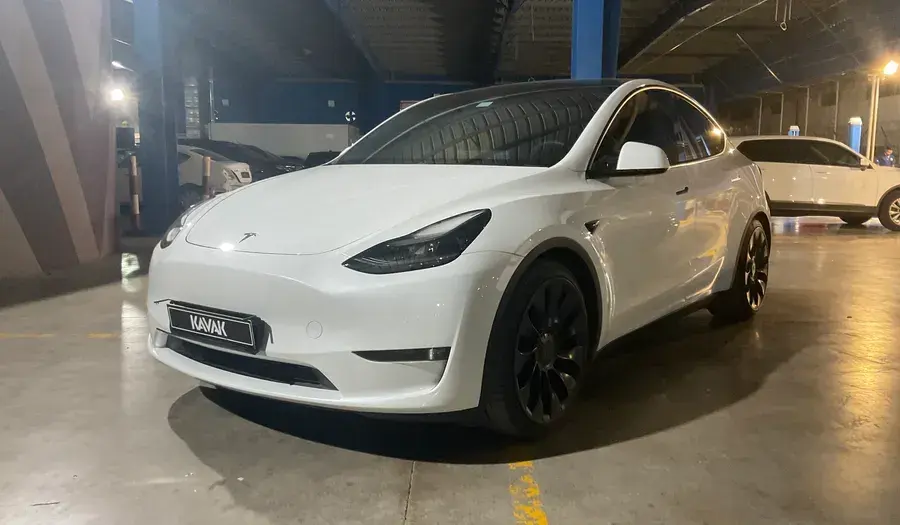 Tesla Model Y 2024 undefinedL