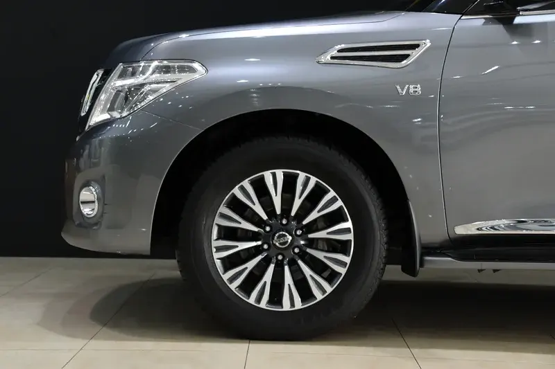 Nissan Patrol 2019 5.6L