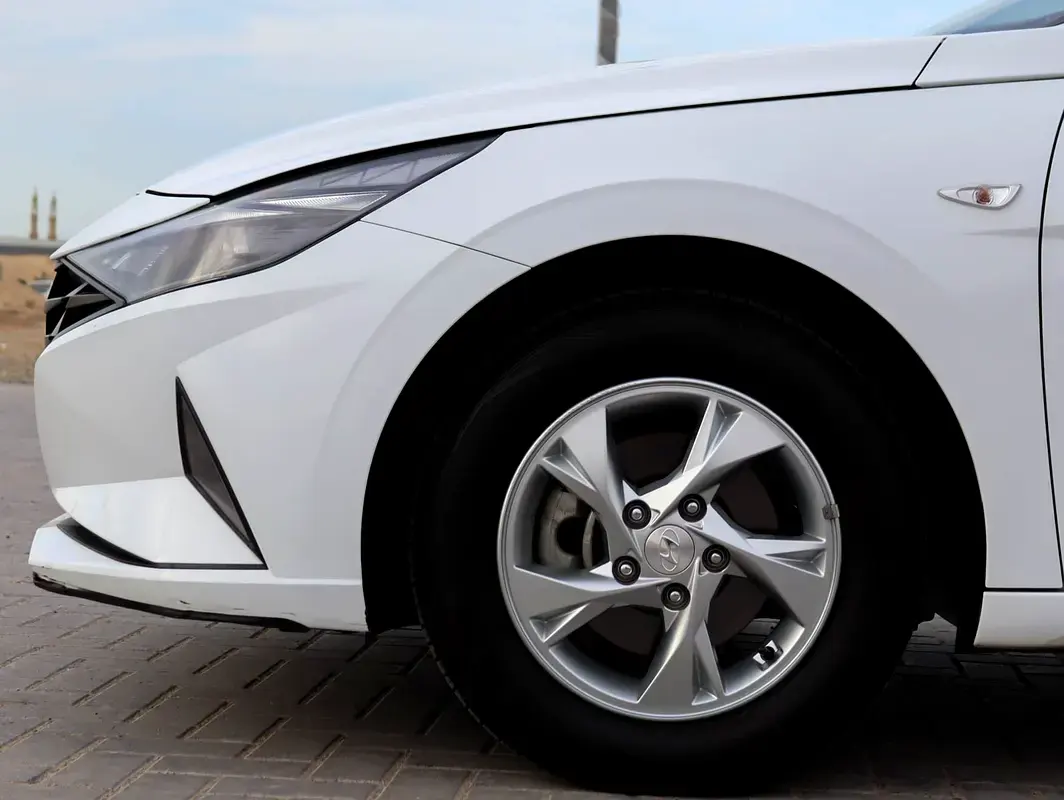 Hyundai Elantra 2022
