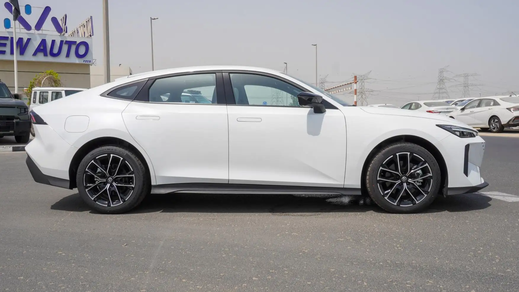 شانجان UNI-V 2025