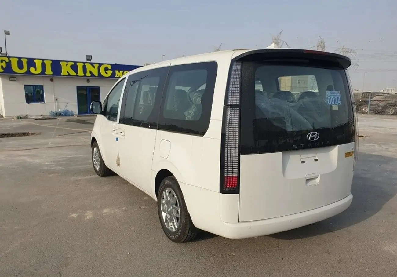 هيونداي ستاريا 2024 3.5L