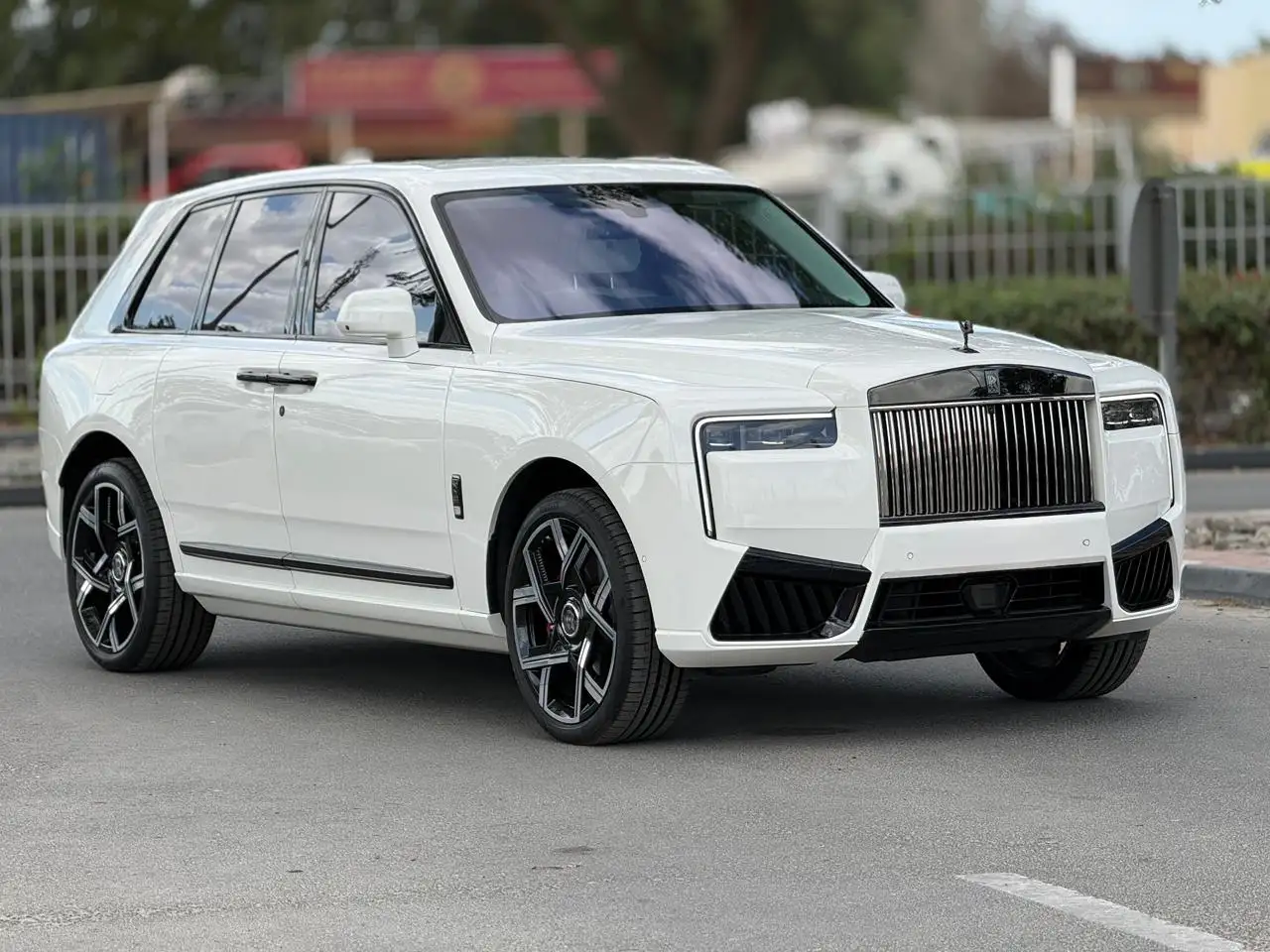 رولز رويس كولينان 2025