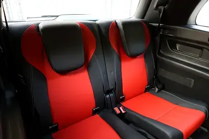 Mercedes Benz GLB Class 2025