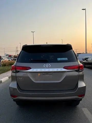 Toyota Fortuner 2022