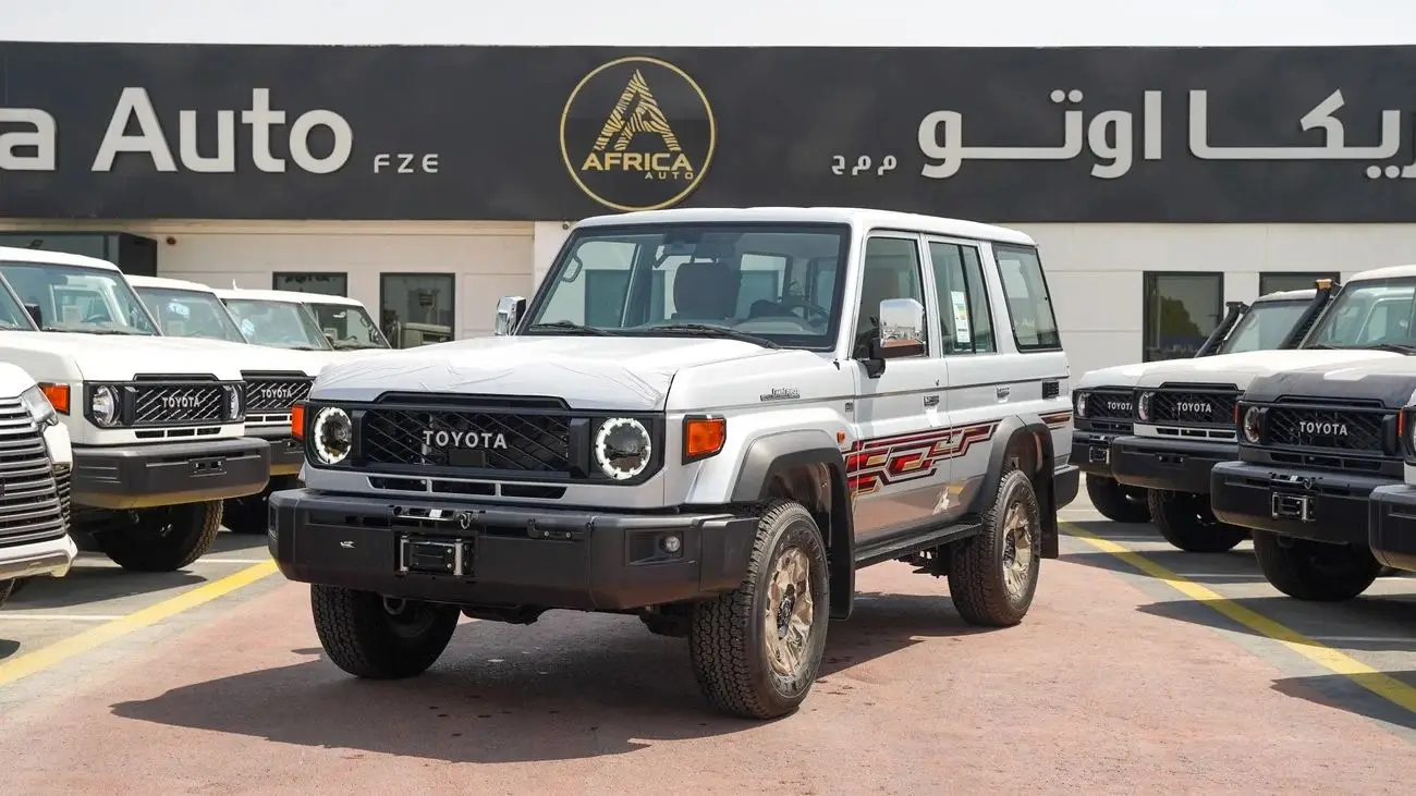 Toyota Land Cruiser 70 2025 4L