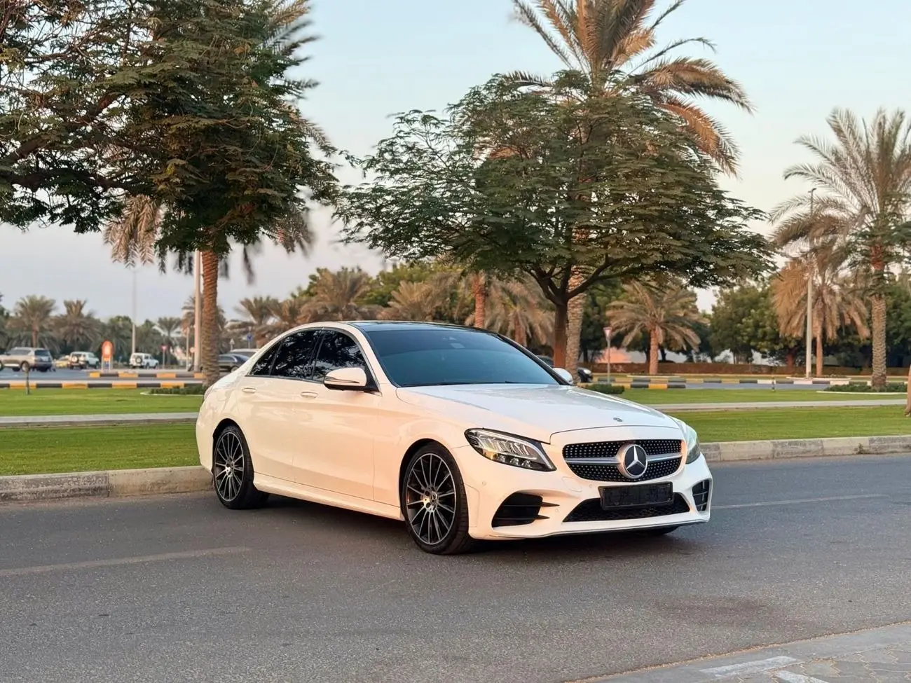 مرسيدس بنز C Class 2019 2L