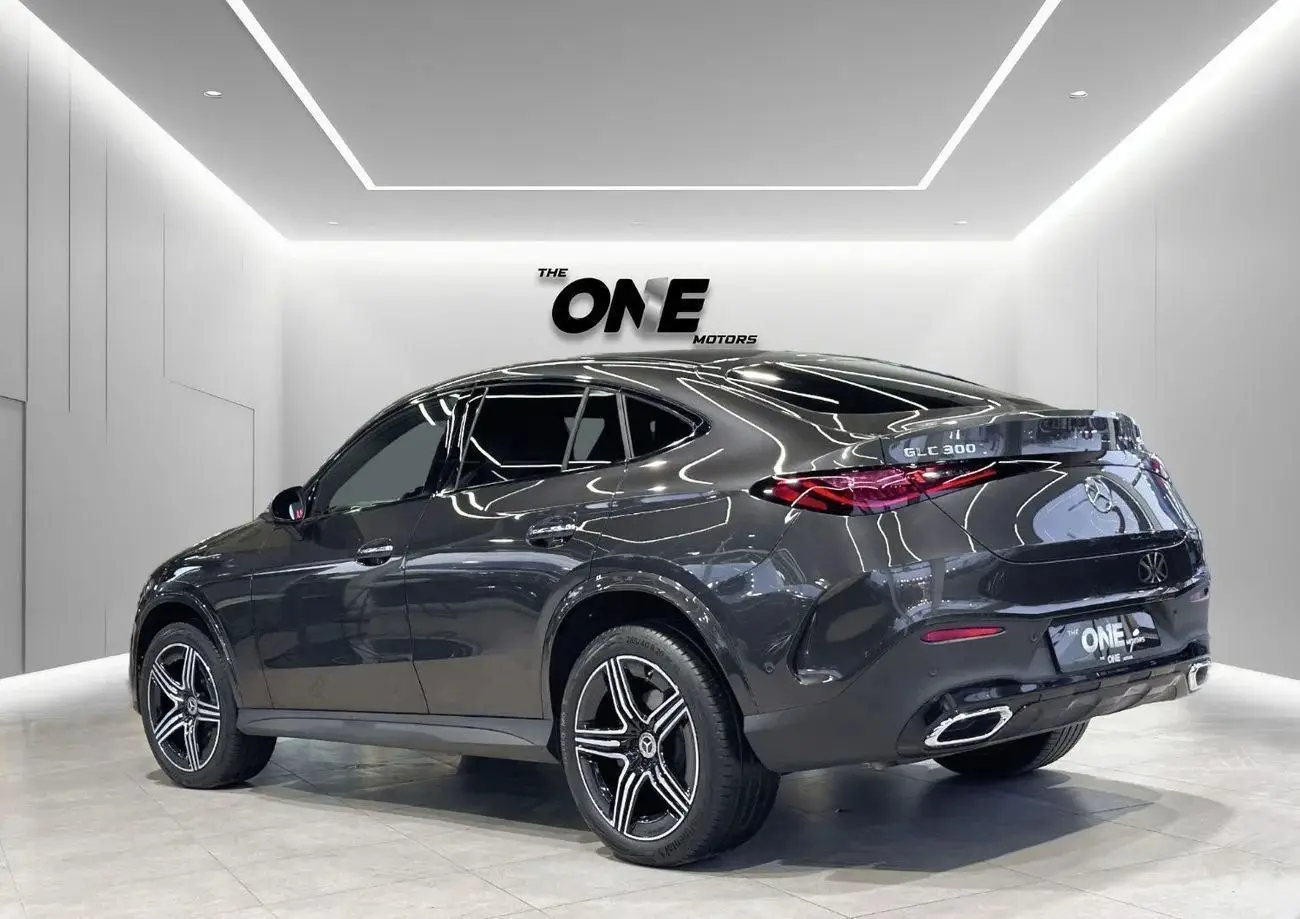 Mercedes Benz GLC Class Coupe 2024 2L