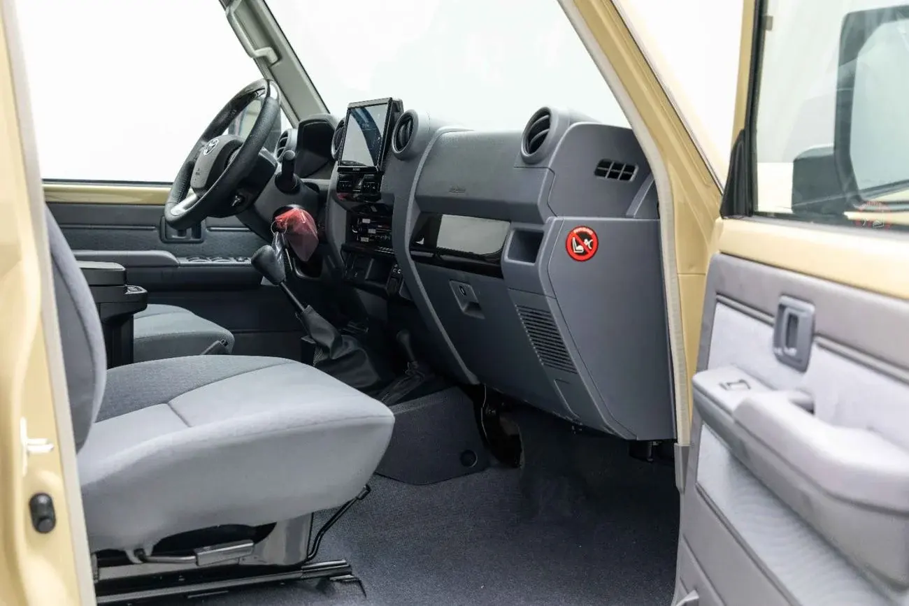 تويوتا لاند كروزر 70 2025 2.8L