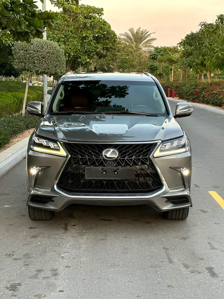 لكزس LX 2018 5.7L