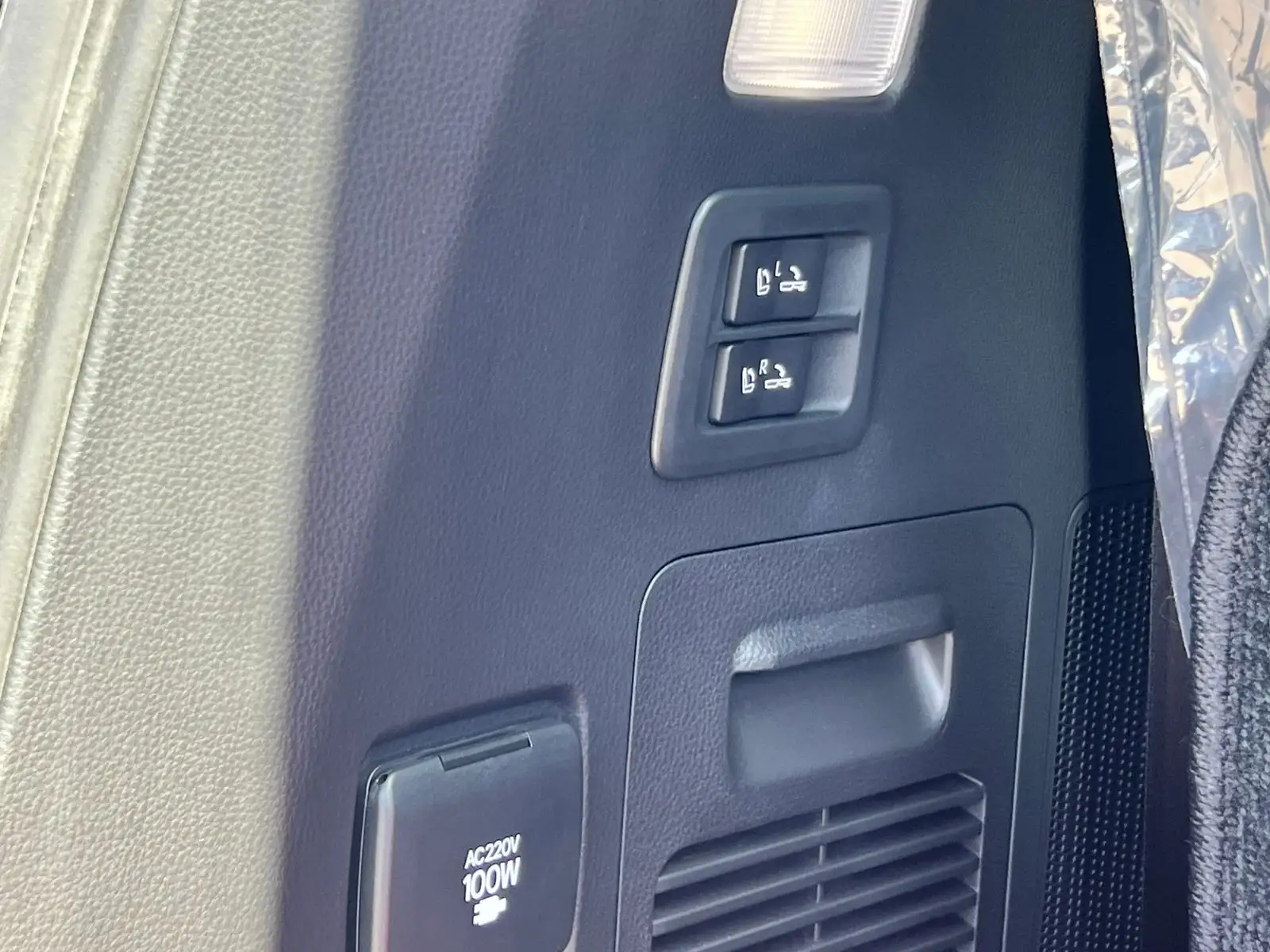 Toyota Land Cruiser 2026 undefinedL