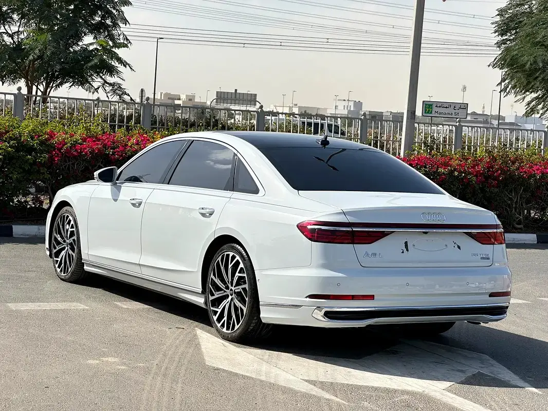 Audi A8 2023 undefinedL